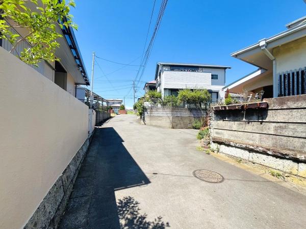 高座郡寒川町岡田４丁目の土地