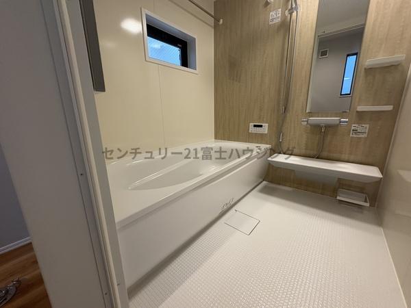 茅ヶ崎市柳島1丁目　新築戸建12号棟　全14棟