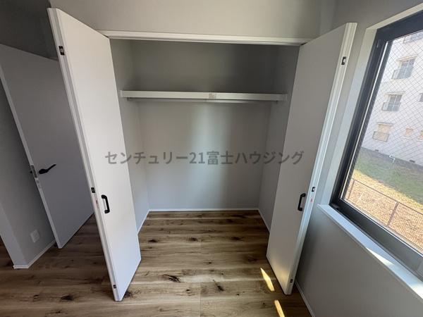 茅ヶ崎市柳島1丁目　新築戸建12号棟　全14棟