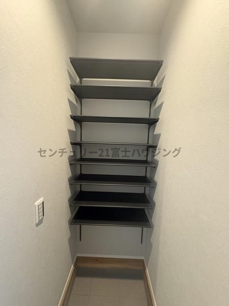 茅ヶ崎市柳島1丁目　新築戸建12号棟　全14棟