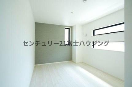 茅ヶ崎市平和町　新築戸建