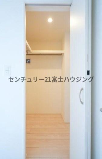 茅ヶ崎市平和町　新築戸建