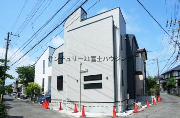 茅ヶ崎市平和町　新築戸建