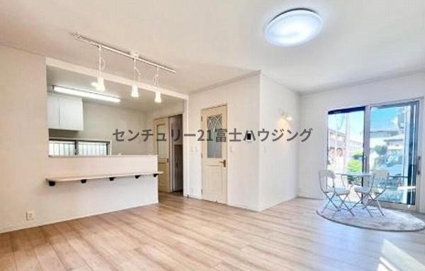 茅ヶ崎市高田４丁目の中古一戸建て