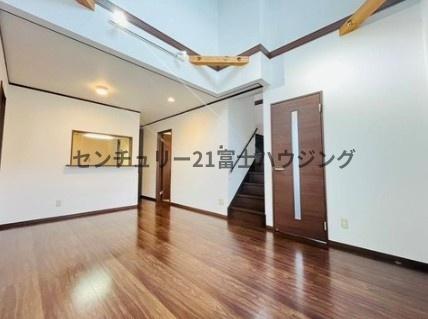 藤沢市鵠沼海岸５丁目の中古一戸建て