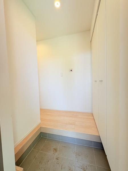 藤沢市善行第17　新築戸建2号棟　全2棟