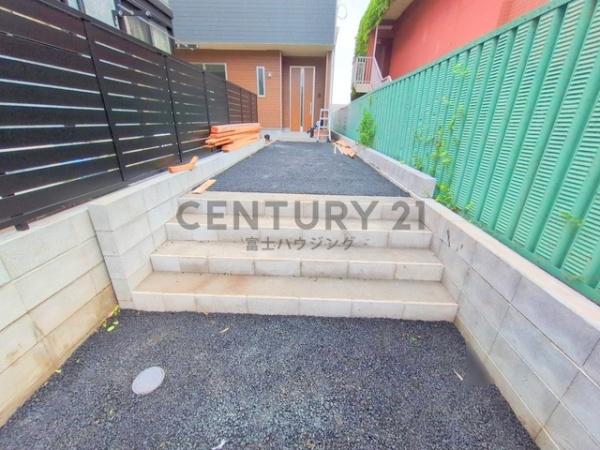 藤沢市善行第17　新築戸建2号棟　全2棟