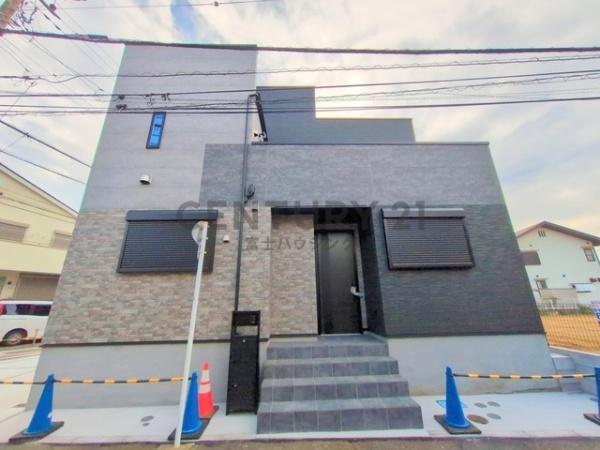 藤沢市鵠沼橘2丁目　新築戸建A号棟　全2棟