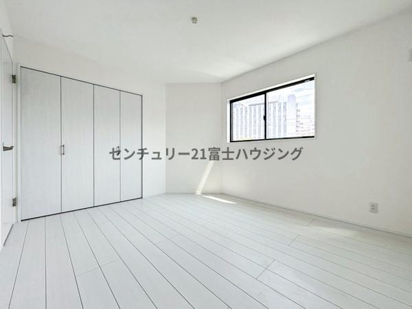 藤沢市白旗1丁目　新築戸建1号棟　全5棟
