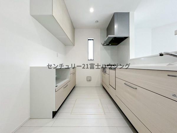 藤沢市白旗1丁目　新築戸建1号棟　全5棟
