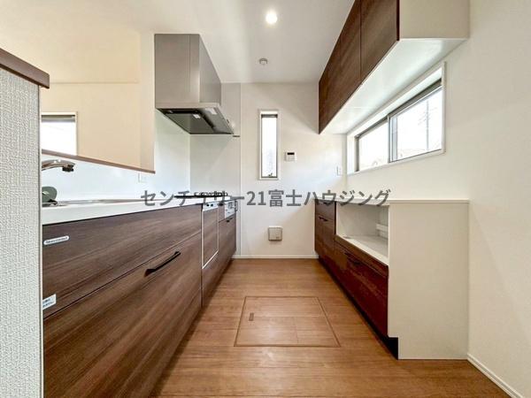 藤沢市白旗1丁目　新築戸建4号棟　全5棟
