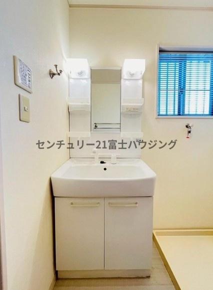藤沢市鵠沼藤が谷２丁目の中古一戸建て