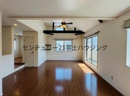 藤沢市鵠沼藤が谷２丁目の中古一戸建て