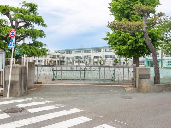 茅ヶ崎市小和田1丁目 新築戸建3号棟 全3棟(松林小学校)