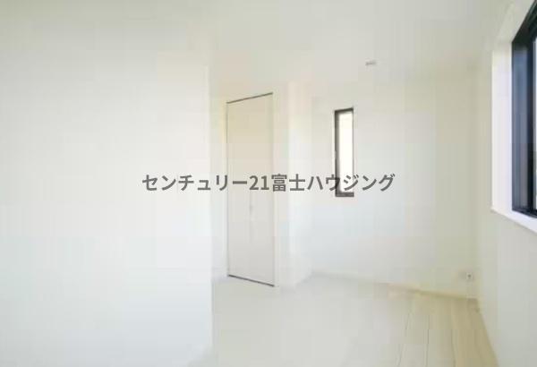 茅ヶ崎市赤松町の新築一戸建