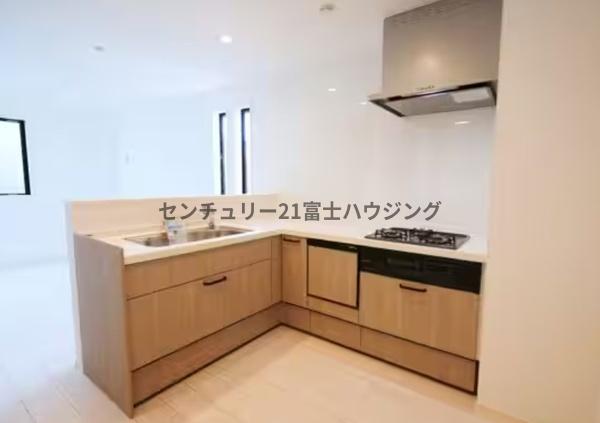茅ヶ崎市赤松町の新築一戸建