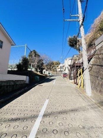 鎌倉市津西２丁目の中古一戸建て