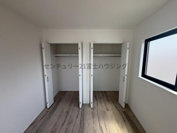 茅ヶ崎市円蔵2丁目　新築戸建2号棟　全4棟