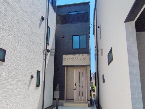 茅ヶ崎市円蔵2丁目　新築戸建2号棟　全4棟