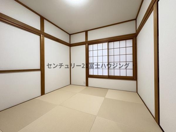 茅ヶ崎市香川４丁目の中古一戸建て