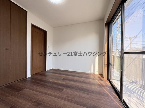 茅ヶ崎市香川４丁目の中古一戸建て