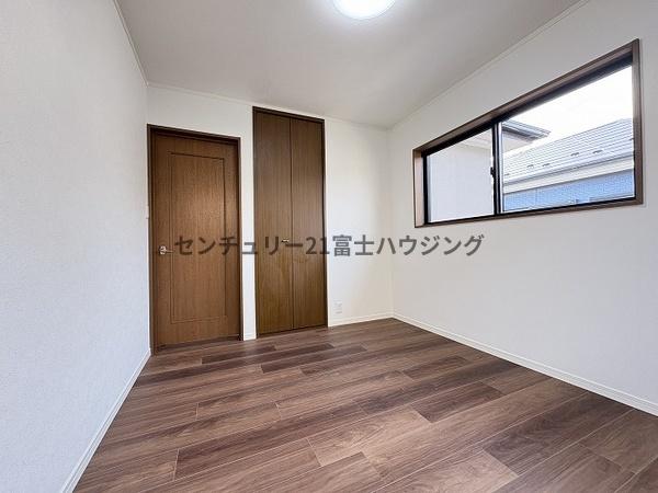 茅ヶ崎市香川４丁目の中古一戸建て