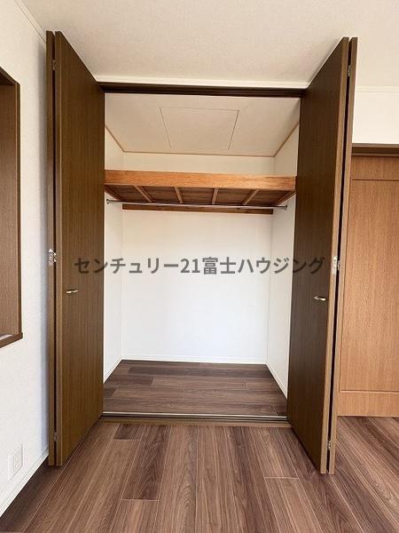 茅ヶ崎市香川４丁目の中古一戸建て