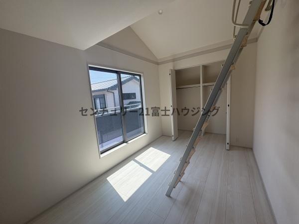 茅ヶ崎市松浪2丁目　新築戸建1号棟　全3棟