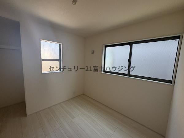 茅ヶ崎市松浪2丁目　新築戸建1号棟　全3棟