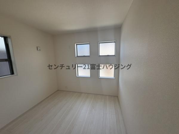 茅ヶ崎市松浪2丁目　新築戸建1号棟　全3棟
