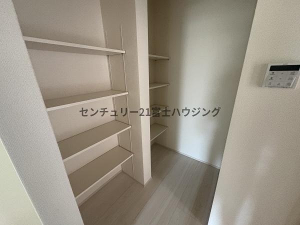 茅ヶ崎市松浪2丁目　新築戸建1号棟　全3棟
