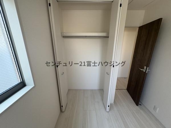 茅ヶ崎市松浪2丁目　新築戸建3号棟　全3棟