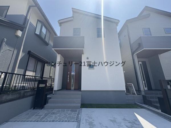 茅ヶ崎市松浪2丁目　新築戸建3号棟　全3棟