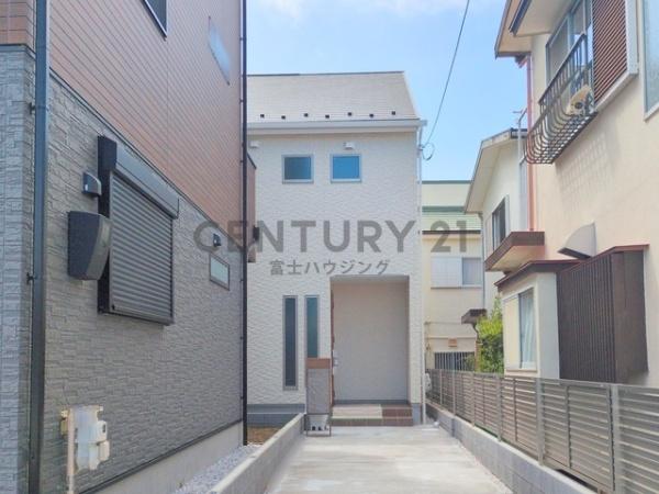 茅ヶ崎市菱沼1丁目　新築戸建B号棟　全2棟