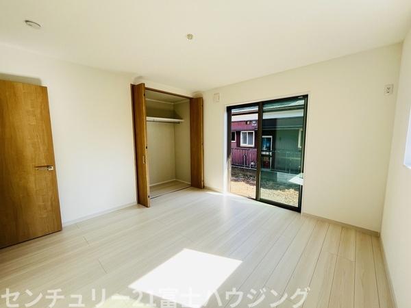 茅ヶ崎市堤　新築戸建　全１棟