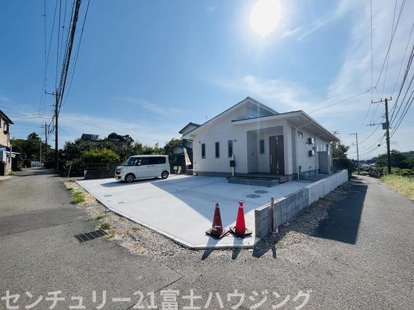 茅ヶ崎市堤　新築戸建　全１棟