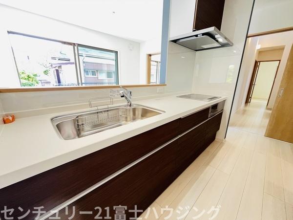 茅ヶ崎市堤　新築戸建　全１棟
