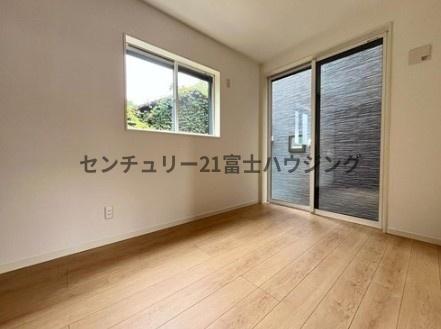 藤沢市羽鳥4丁目　新築戸建1号棟　全2棟