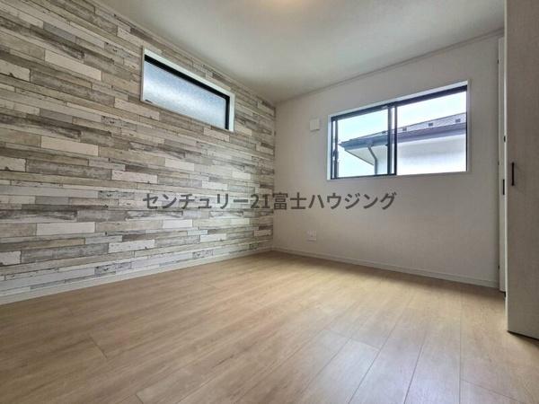 藤沢市湘南台238期　新築戸建　全1棟