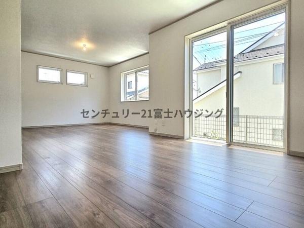 藤沢市湘南台238期　新築戸建　全1棟