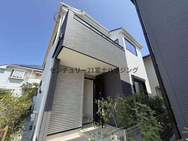 藤沢市辻堂太平台2丁目2期　新築戸建1号棟　全4棟