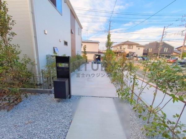 藤沢市辻堂太平台2丁目2期　新築戸建2号棟　全4棟