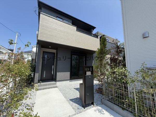 藤沢市辻堂太平台2丁目2期　新築戸建2号棟　全4棟