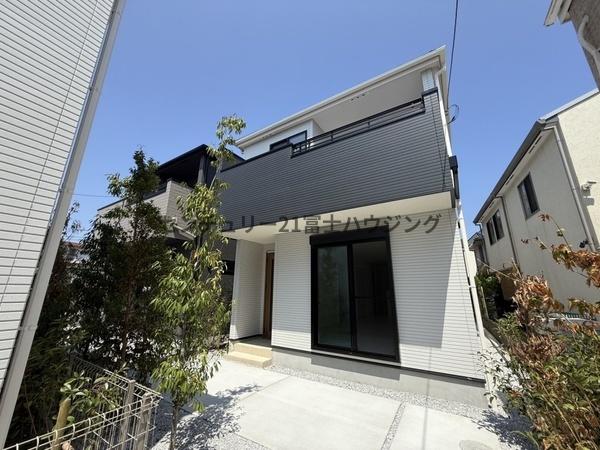 藤沢市辻堂太平台2丁目2期　新築戸建4号棟　全4棟