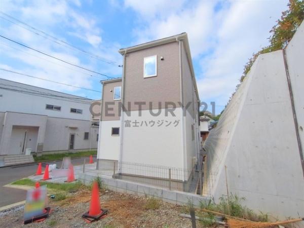 藤沢市善行坂1期　新築戸建2号棟　全3棟