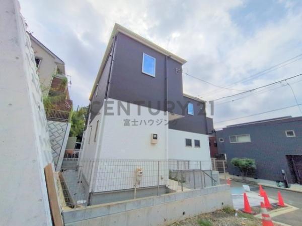 藤沢市善行坂1期　新築戸建3号棟　全3棟