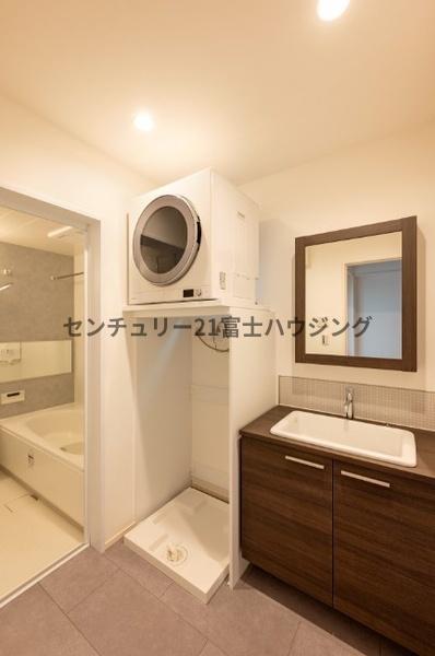 藤沢市本藤沢2丁目　新築戸建2号棟　全2棟