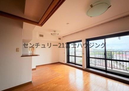 クリオ藤沢伍番館