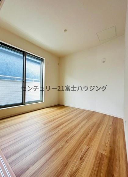 茅ヶ崎市小和田１丁目の新築一戸建