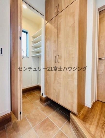 茅ヶ崎市小和田１丁目の新築一戸建